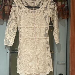 Elegant Cream Lace Dress. Like new.